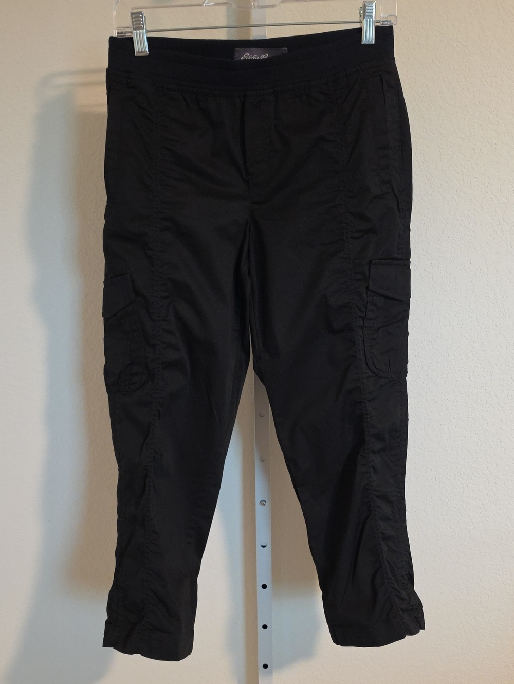 Black Cargo Capris